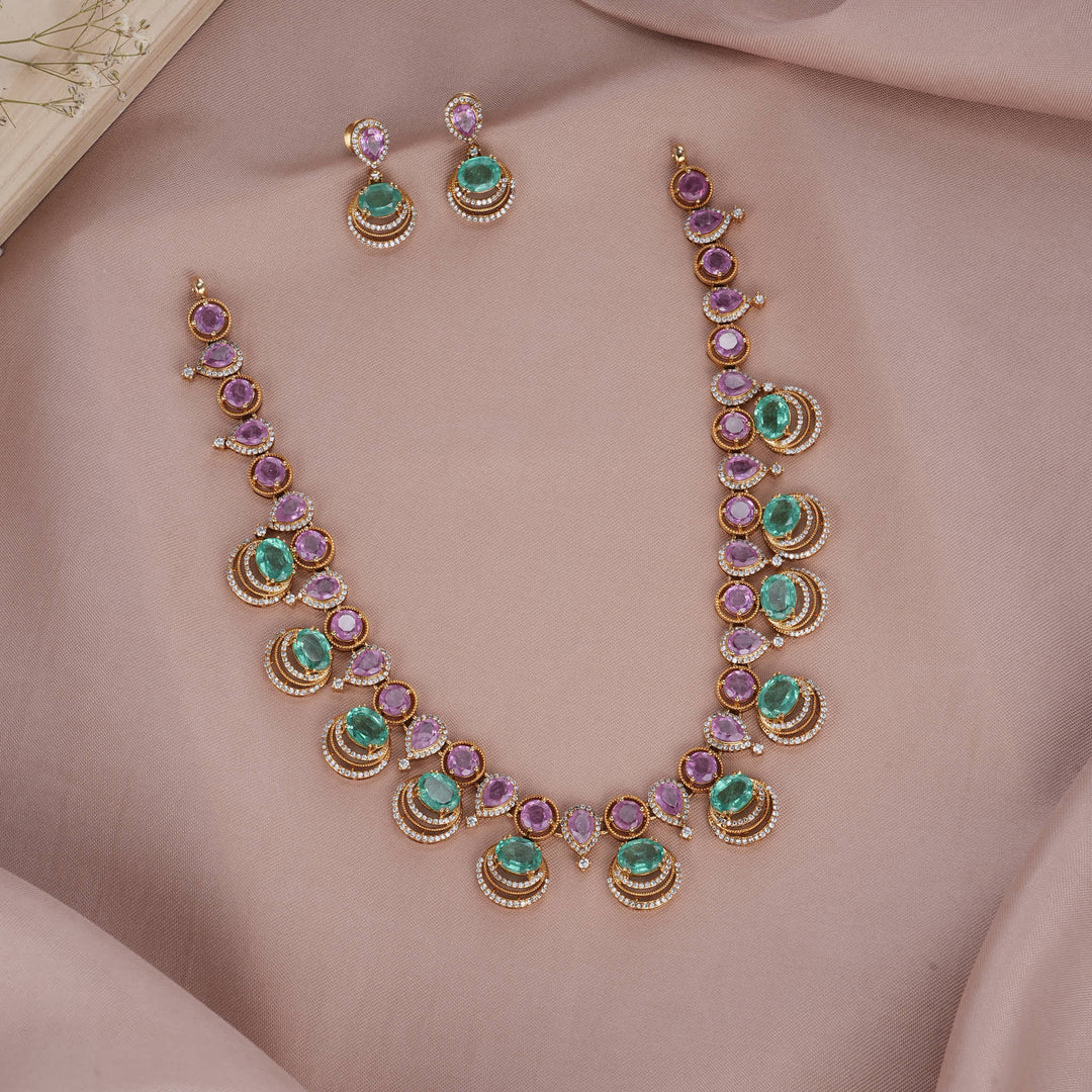 Lumina Victorian Short Necklace Set