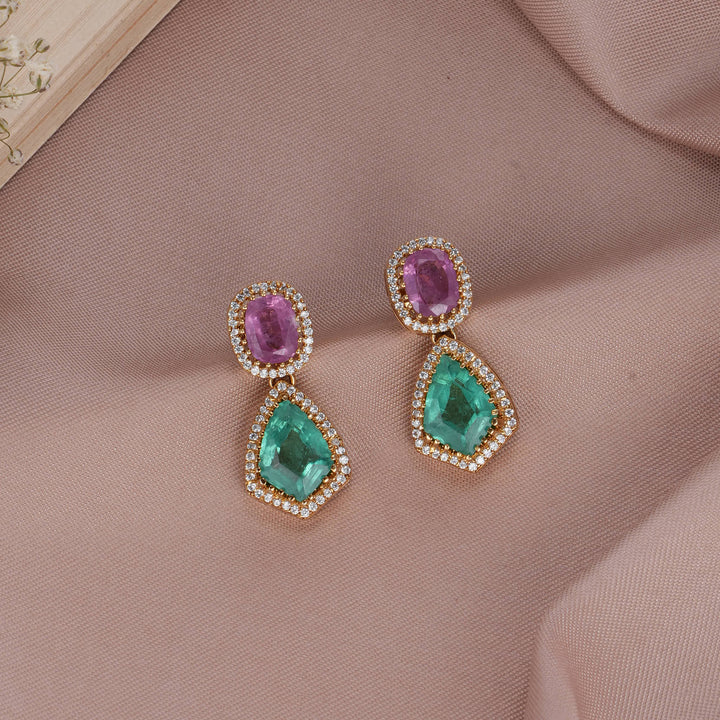 Eternal Charm Victorian Short Necklace Set