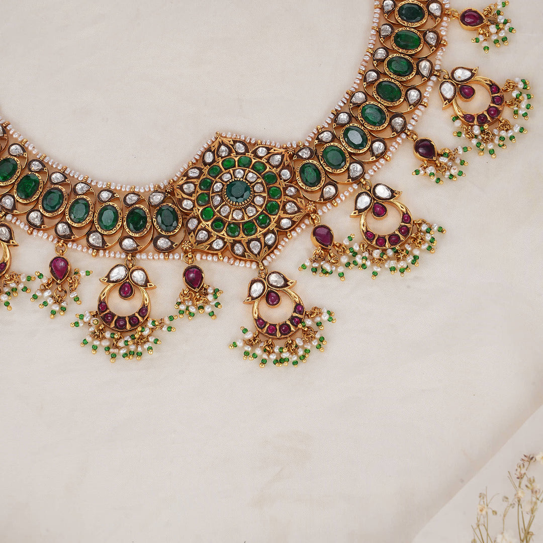 Grandeur Kundan Short Necklace
