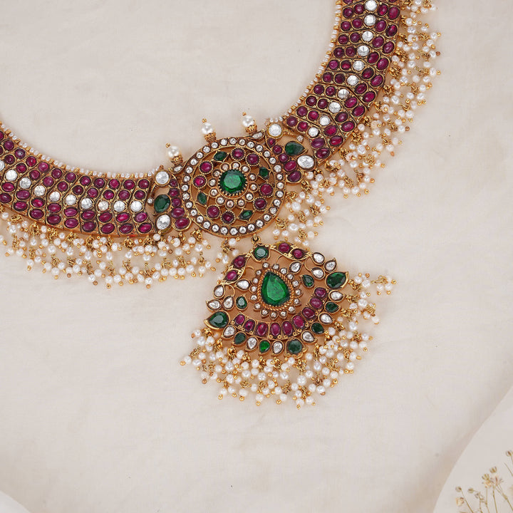 Shinning Kundan Short Necklace