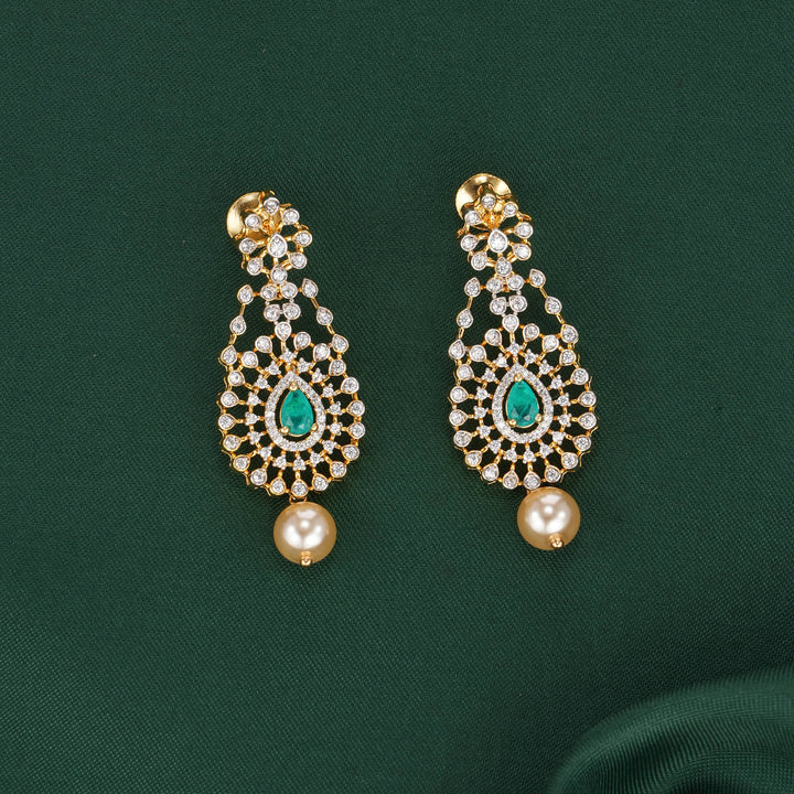 Layer Charm Avikam Long Necklace Set