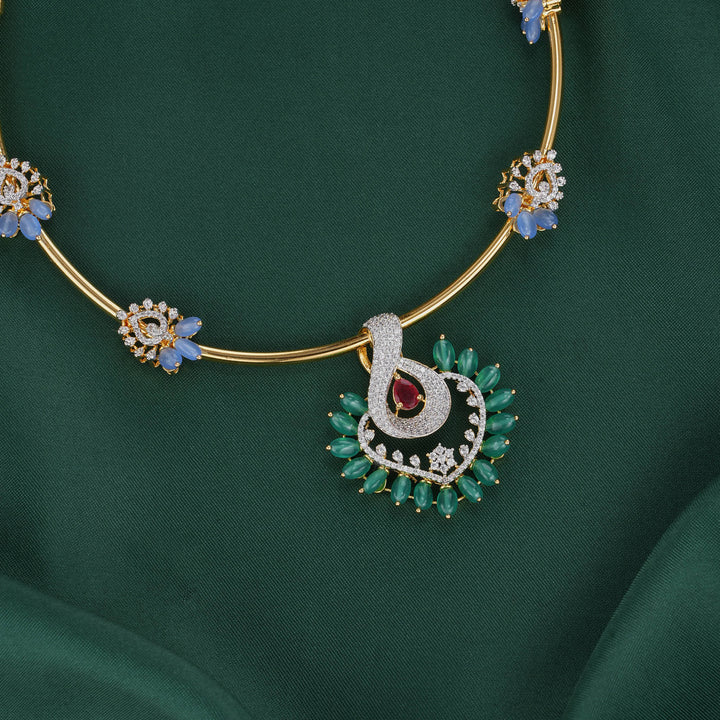 Luxurious Avikam Necklace Set