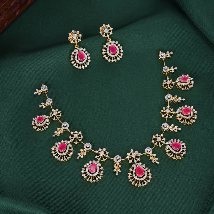 Admirable Avikam Necklace Set