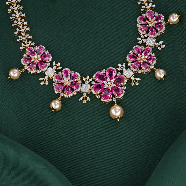 Stunning Look Avikam Necklace Set