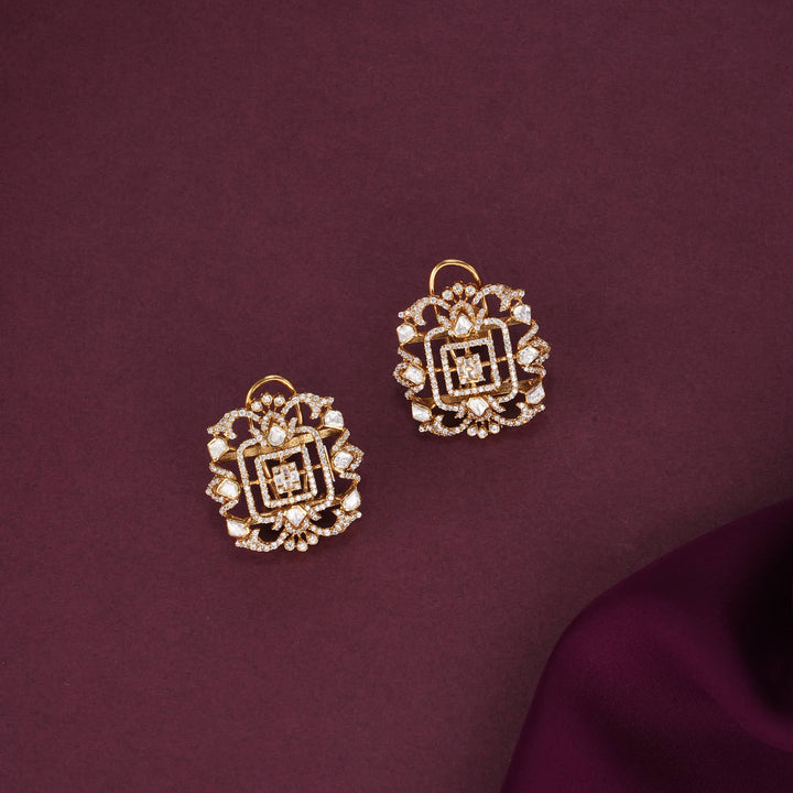 Zivara Victorian Short Necklace Set
