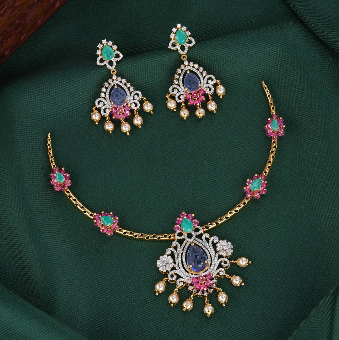 Mesmerizing Avikam Necklace Set