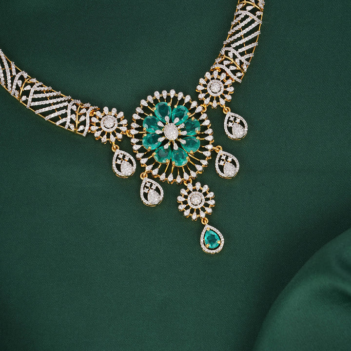 Amazing Avikam Necklace Set