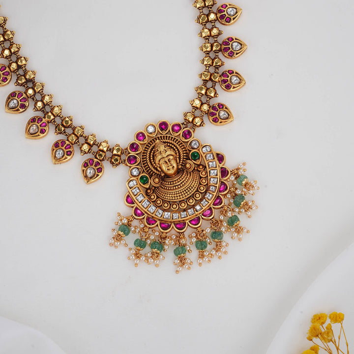 Dazzle Divine 3D Spl Short Necklace