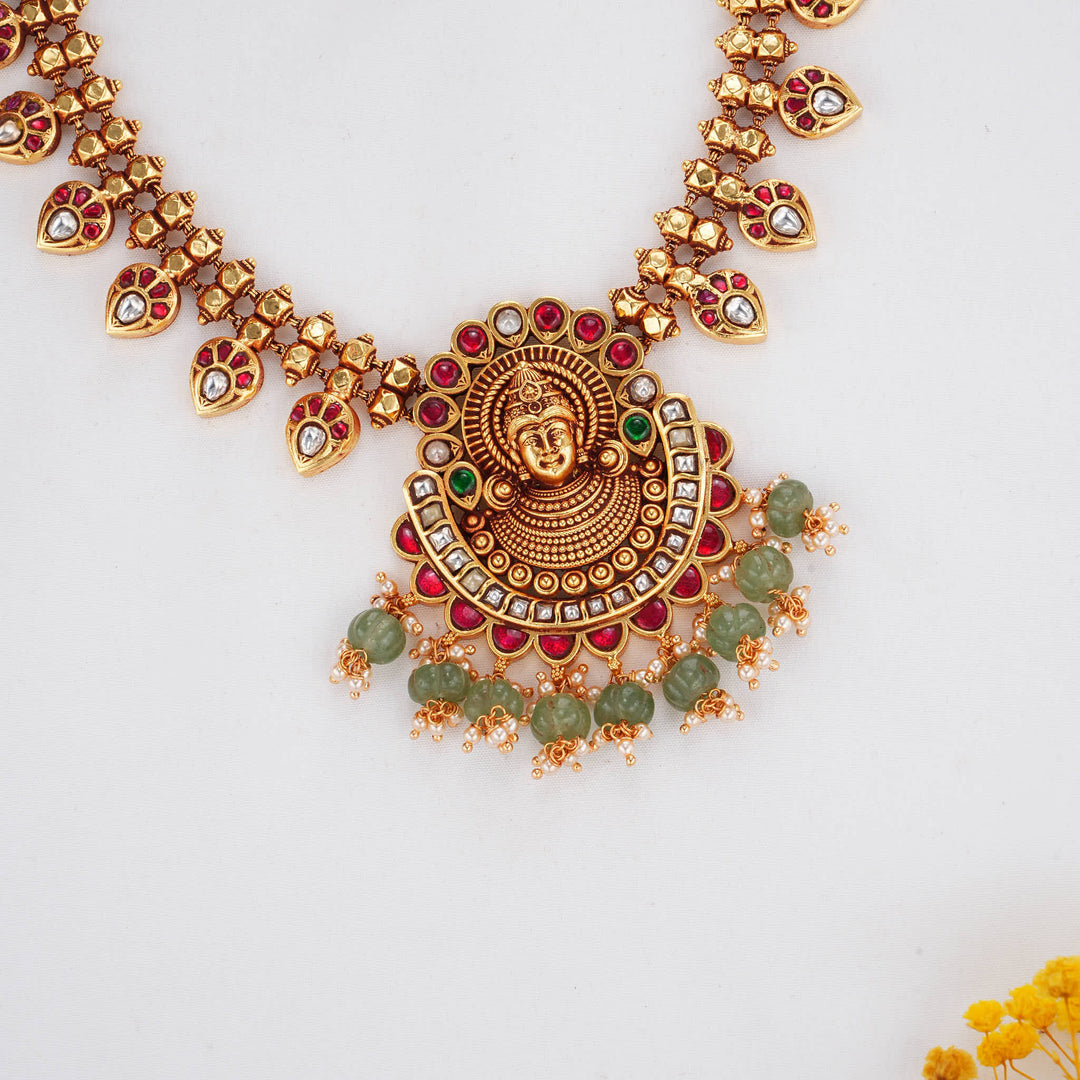 Dazzle Divine 3D Spl Short Necklace Set