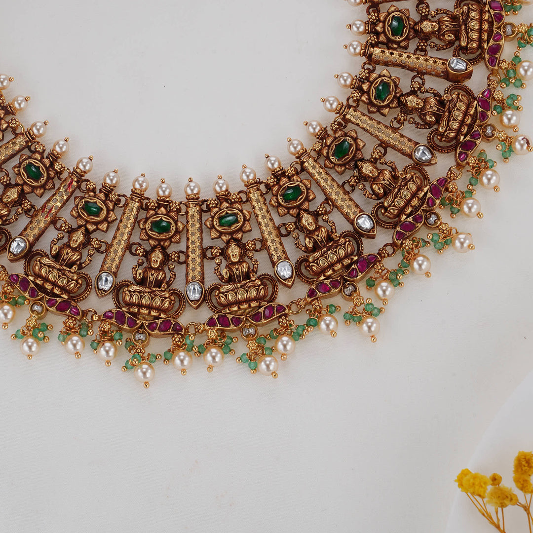 Eternal Charm 3D Spl Short Necklace Set