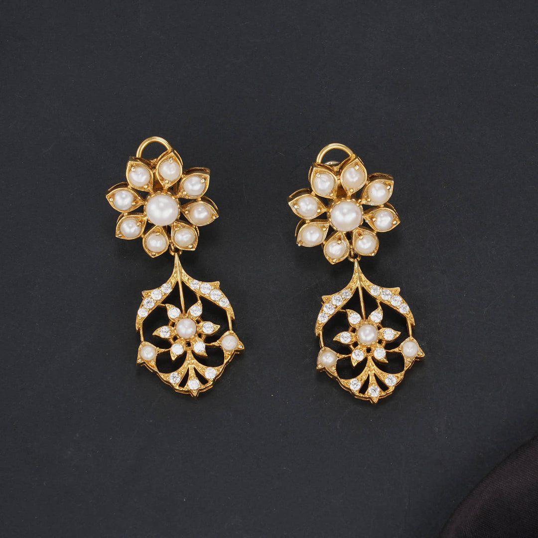 Prathikaa Victorian Choker Set