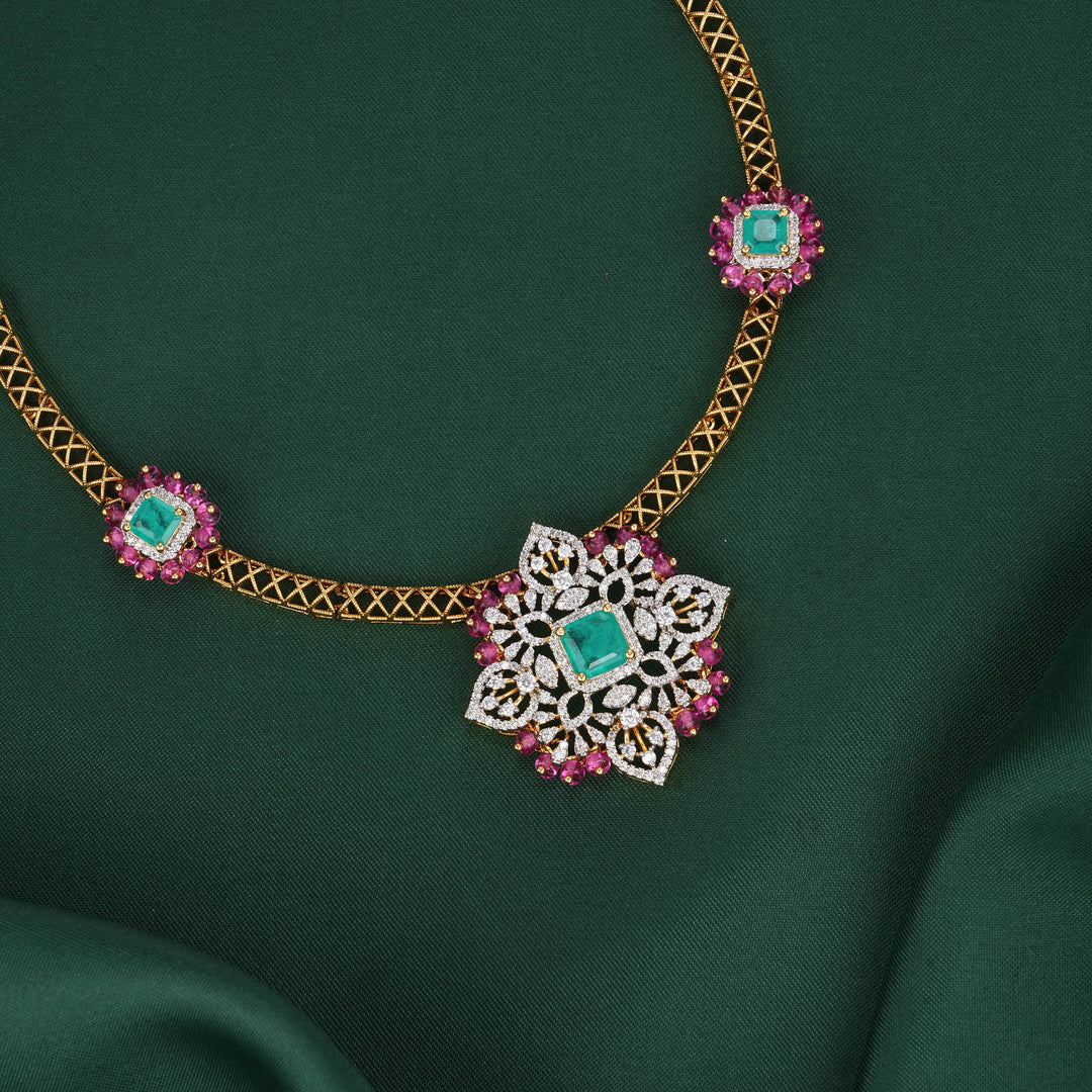 Gorgeous Avikam Necklace Set