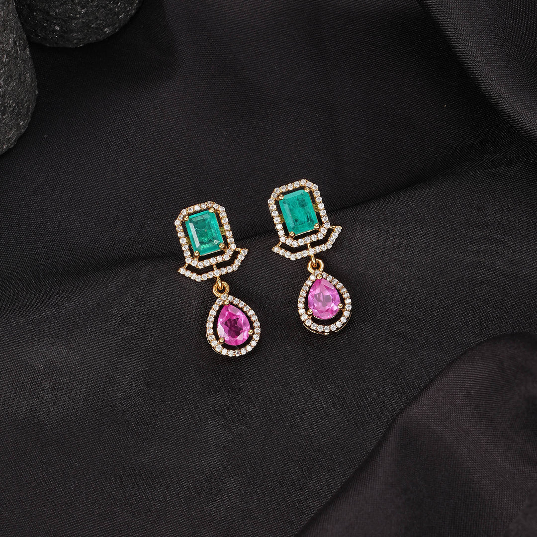 Vinthara Victorian Short Necklace Set