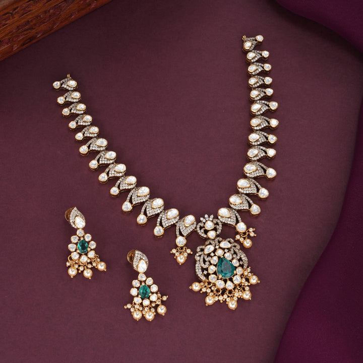 Harintha Moissanite Short Necklace Set