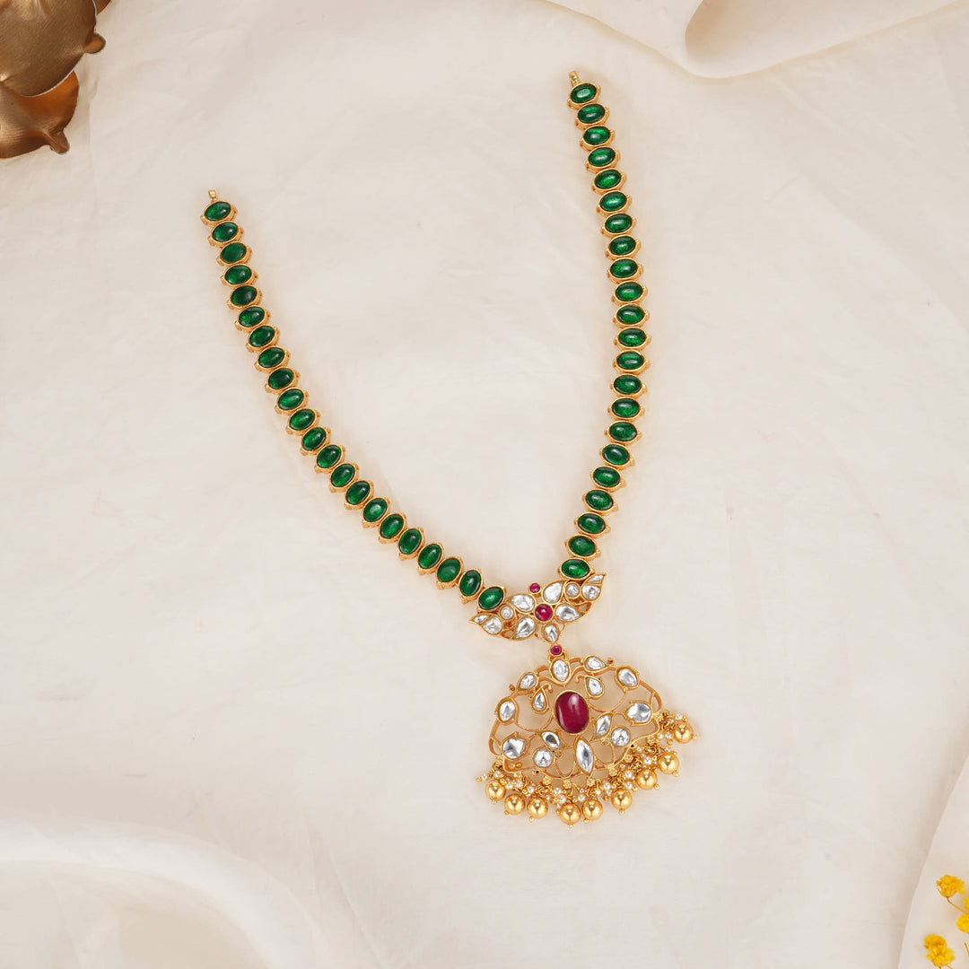 Traditional Kundan Short Necklace
