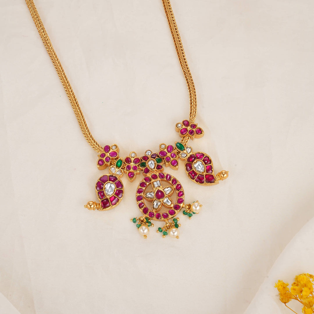 Dhanvitha Reversible Short Necklace