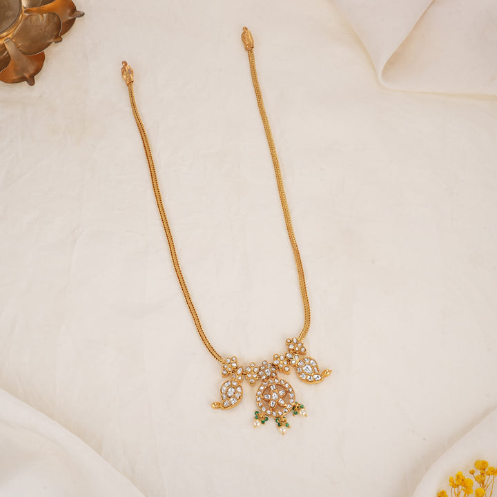 Dhanvitha Reversible Short Necklace