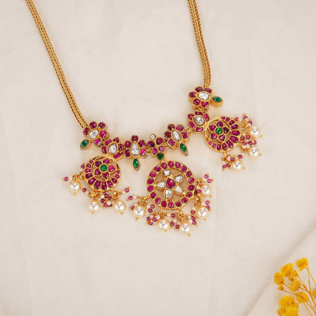 Stunning Reversible Short Necklace