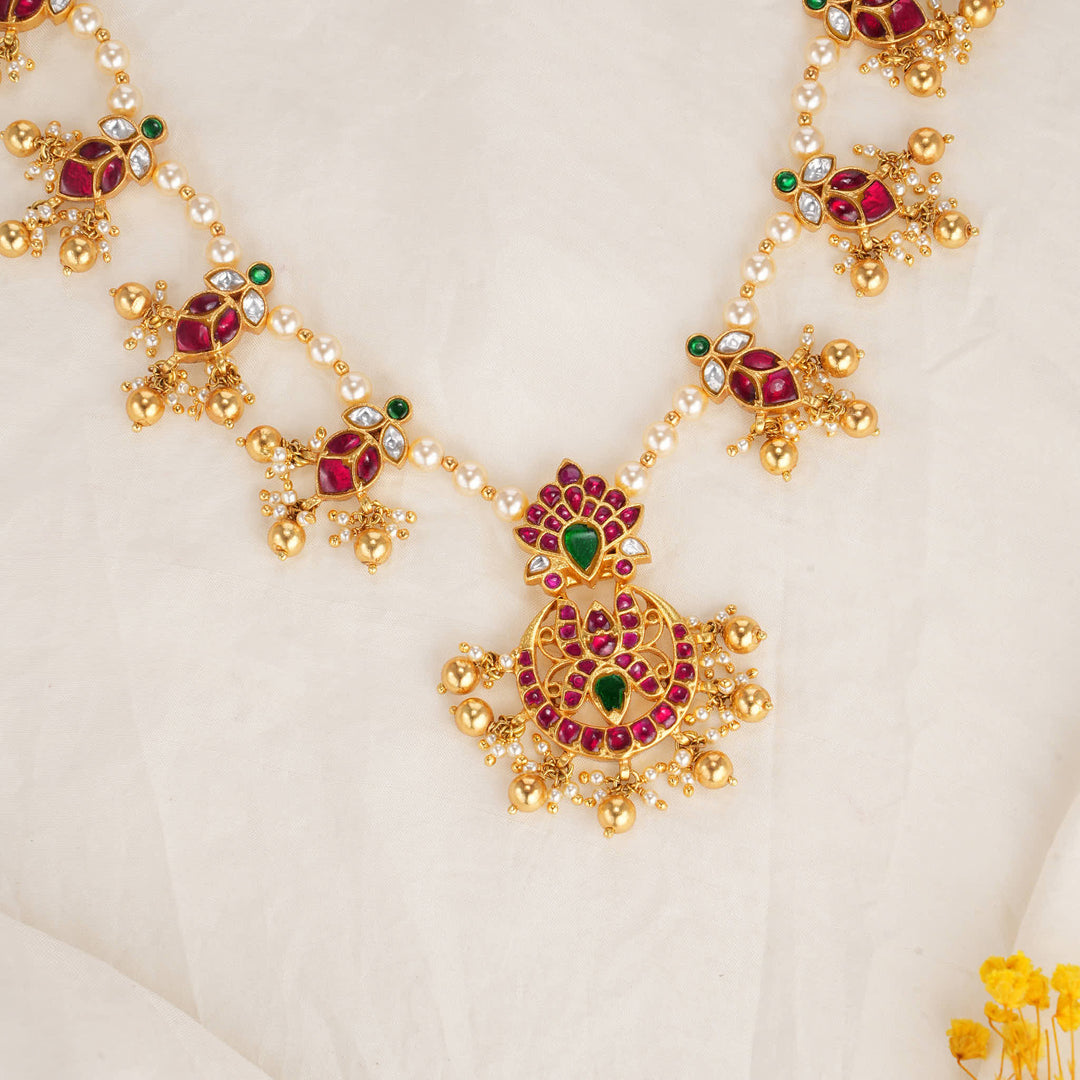 Niharikha Kundan Short Necklace