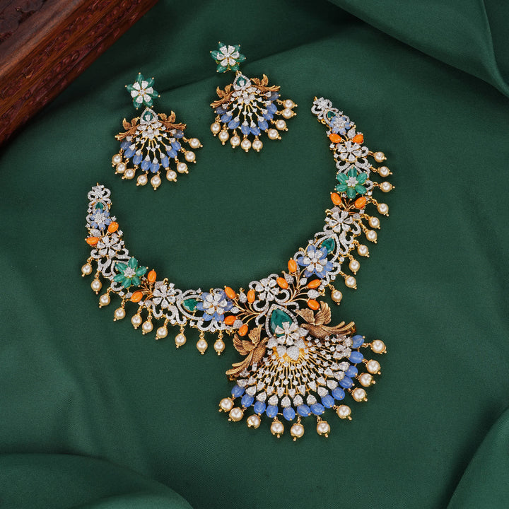 Stunning Look Avikam Necklace Set