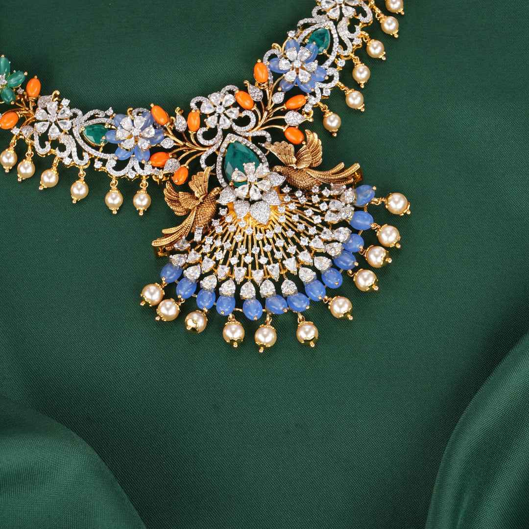 Stunning Look Avikam Necklace Set