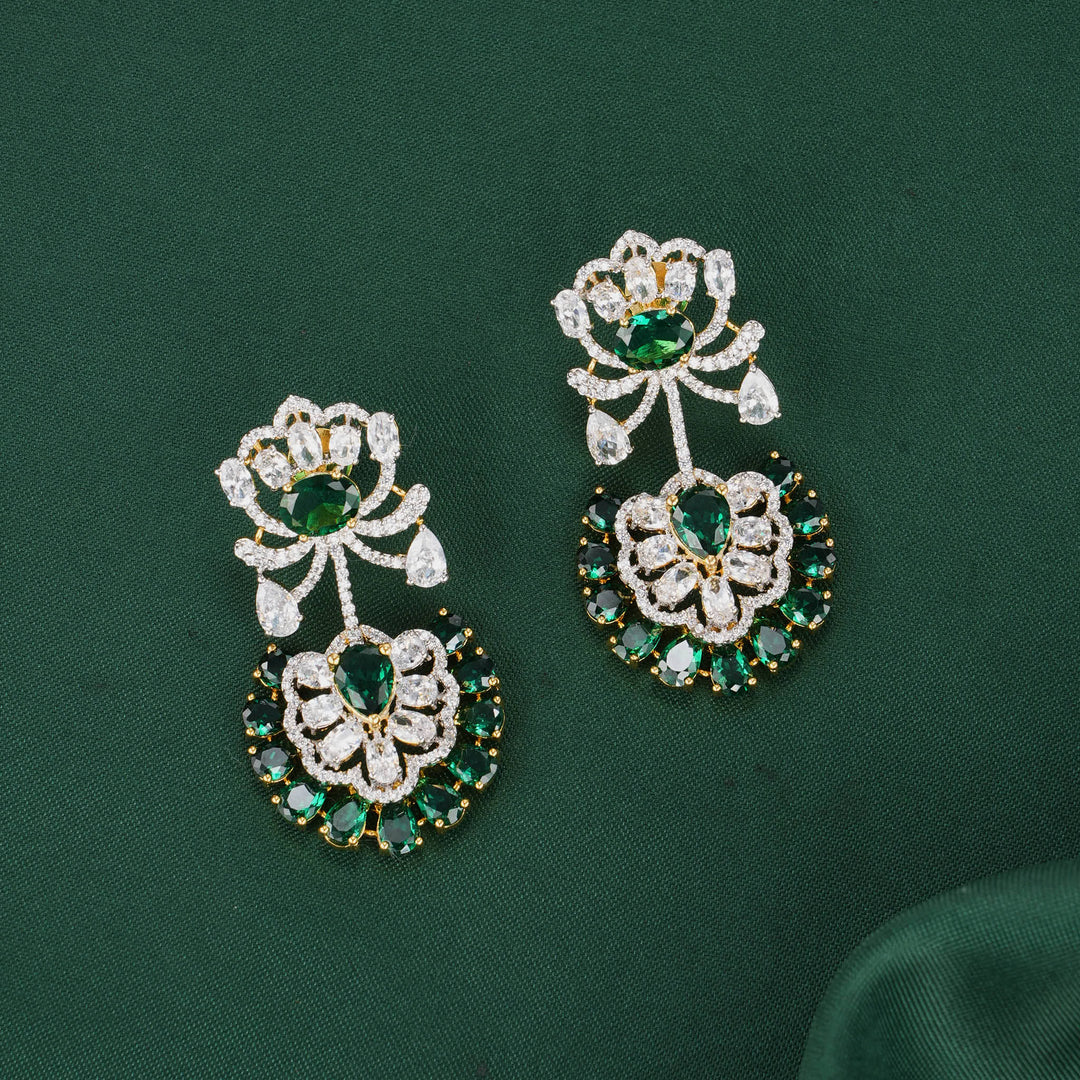 Grandeur Avikam Necklace Set
