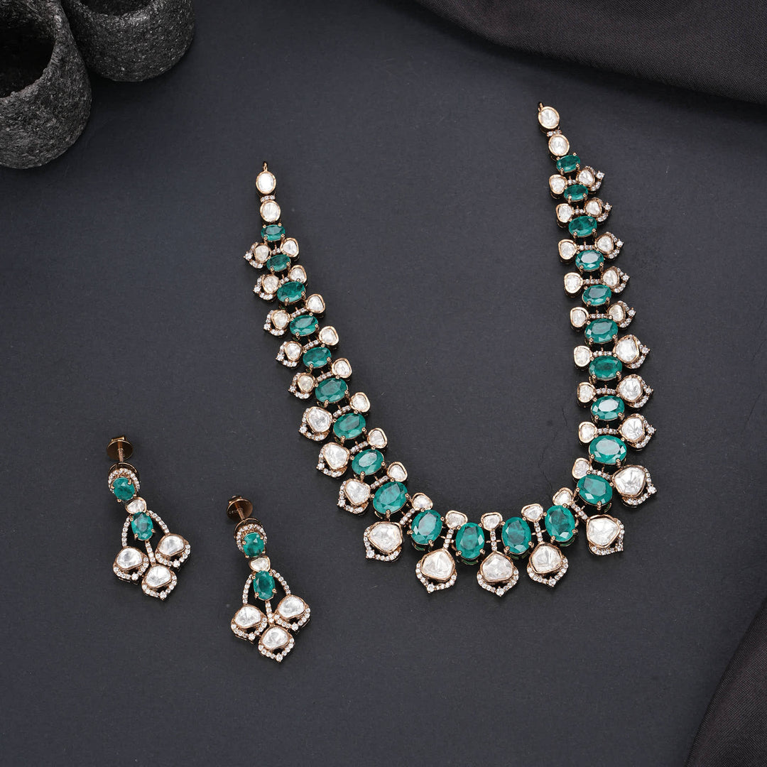 Luvaira Victorian Short Necklace Set