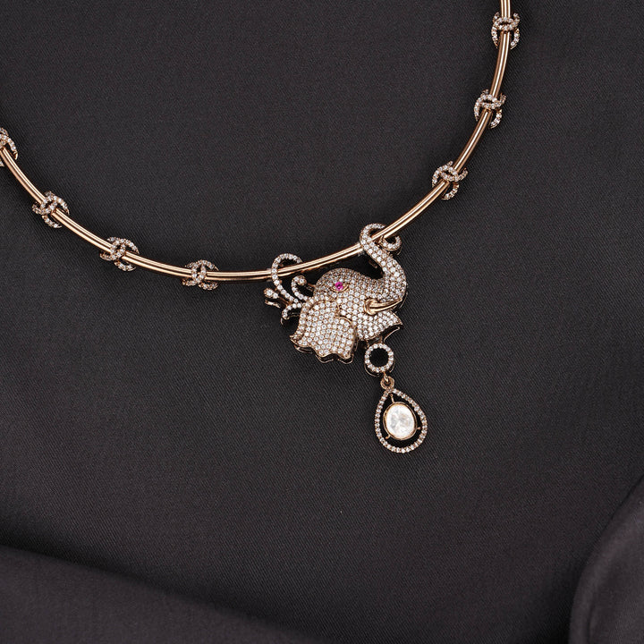Vireya Victorian Short Necklace Set