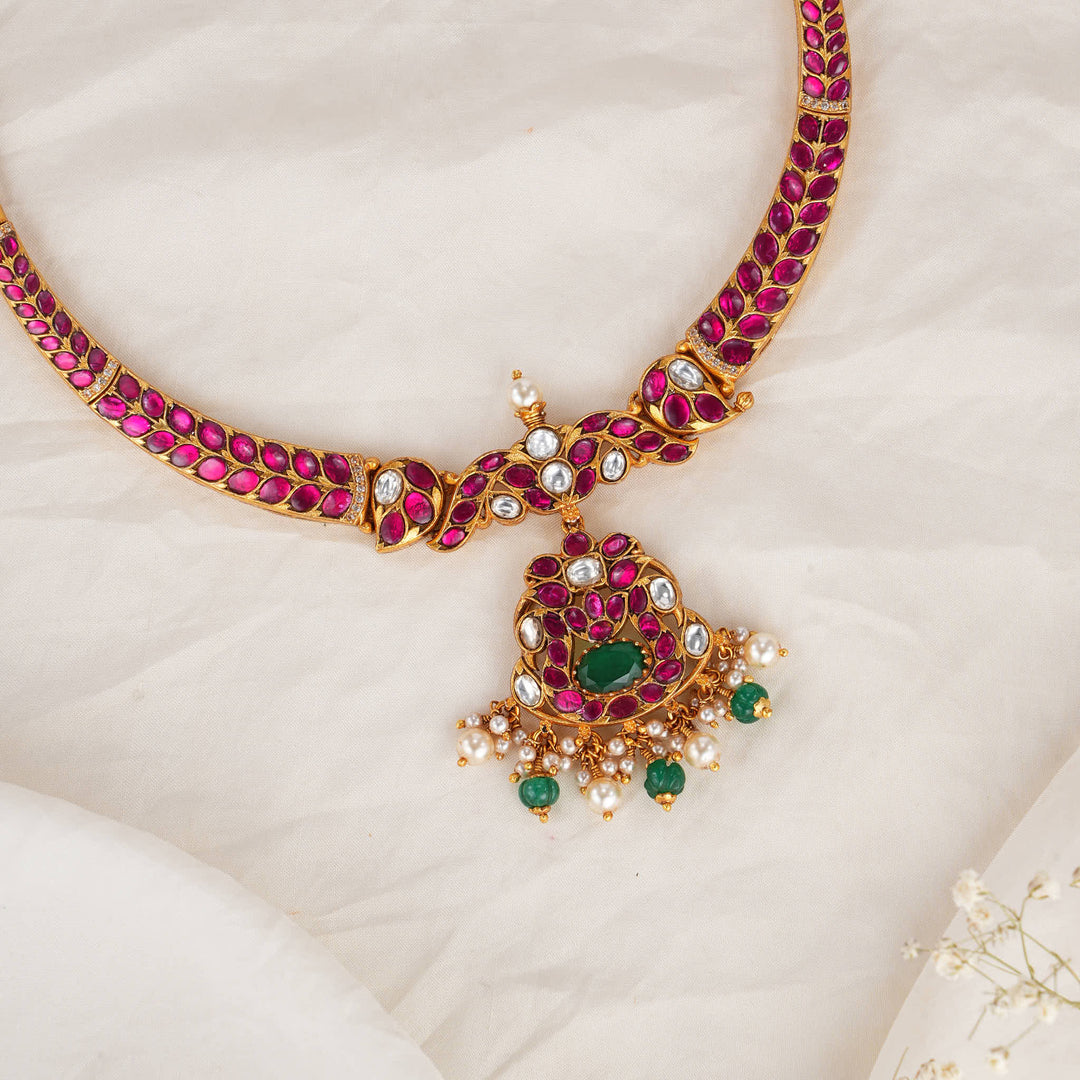 Dhekshikha Kundan Short Necklace