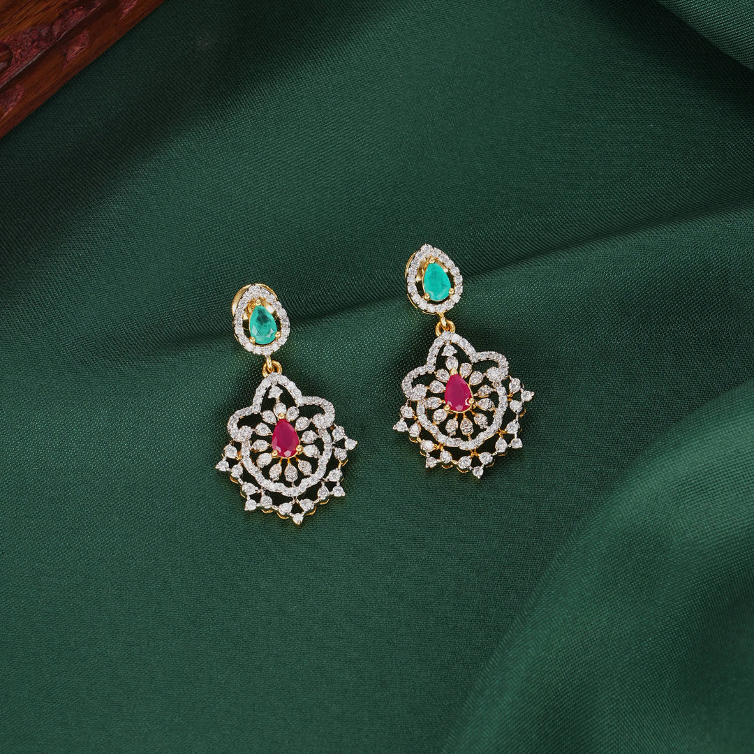 Niharikha Avikam Necklace Set