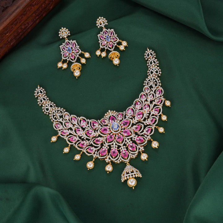 Amazing Avikam Necklace Set