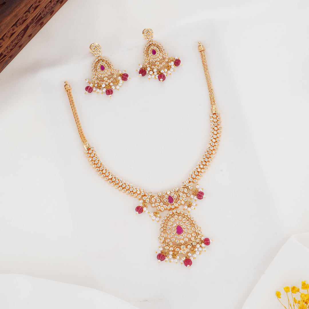 Delightful Nagas Short Necklace Set