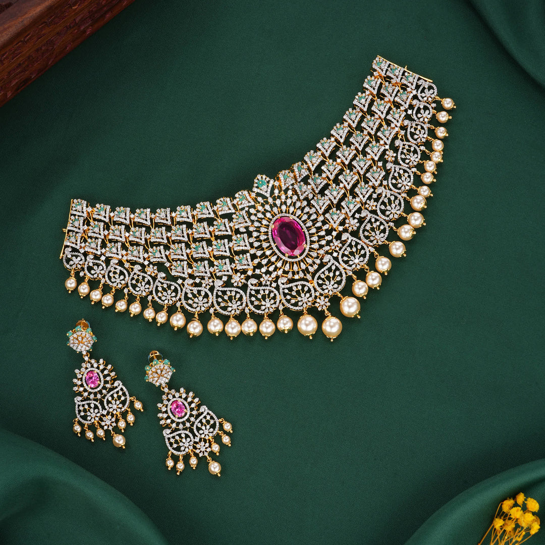 Stunning Avikam Choker Set
