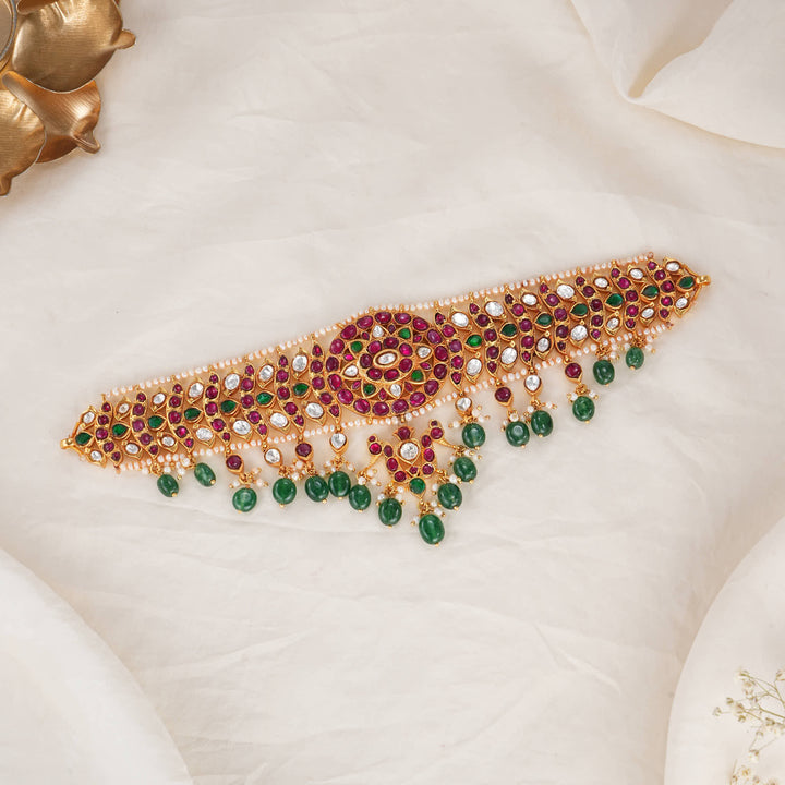 Nithikha Kundan Choker