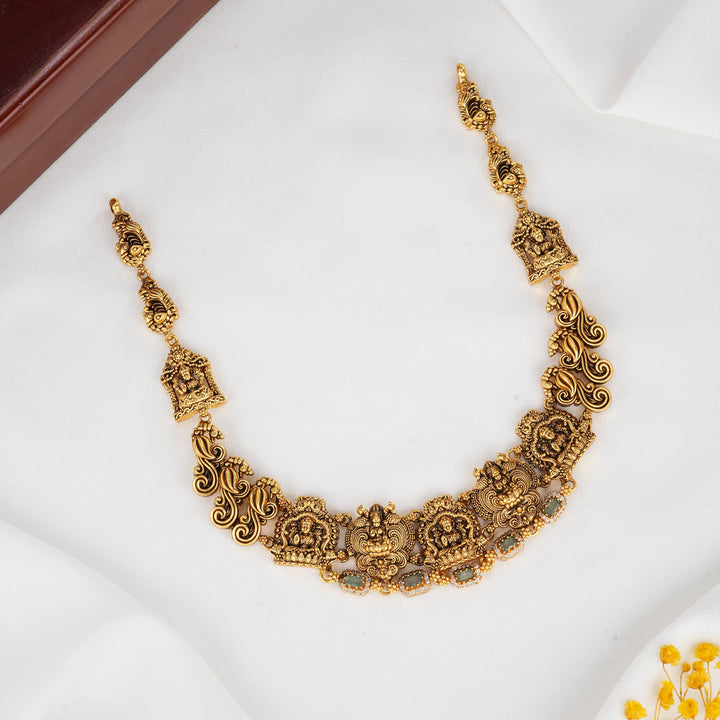 Nishitha 3D Spl Short Necklace