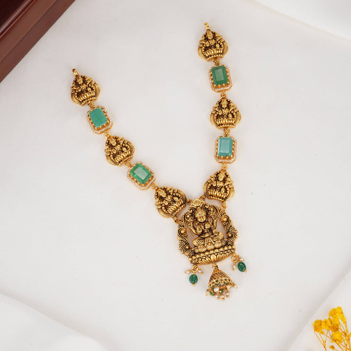 Yariga 3D Spl Short Nagas Necklace