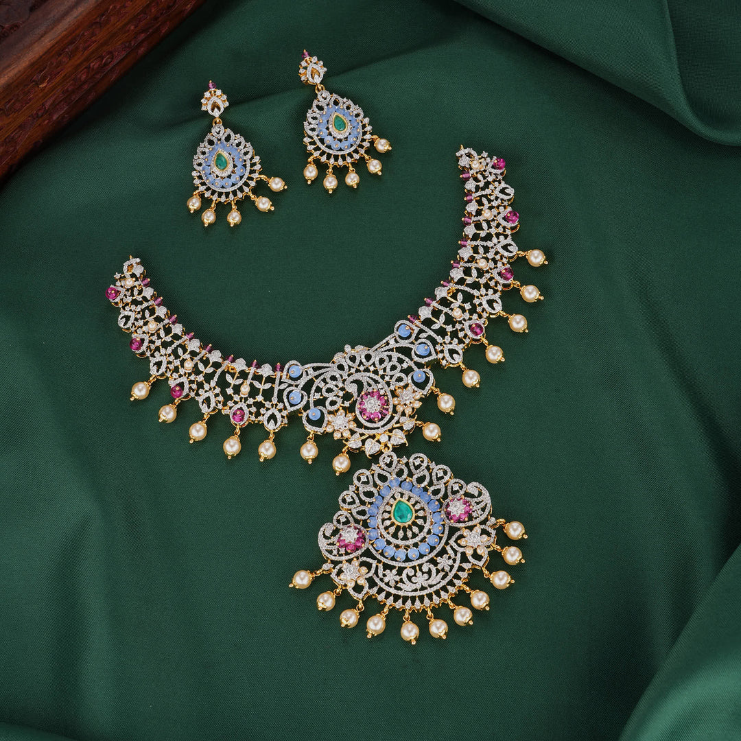 Amazing Avikam Necklace Set