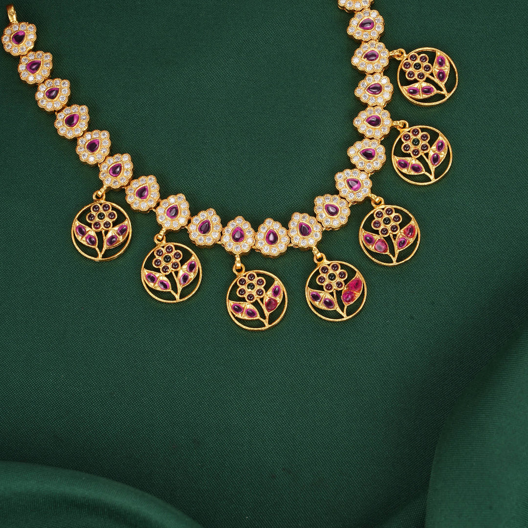 Tanirikaa Short Necklace