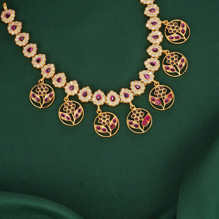 Tanirikaa Short Necklace