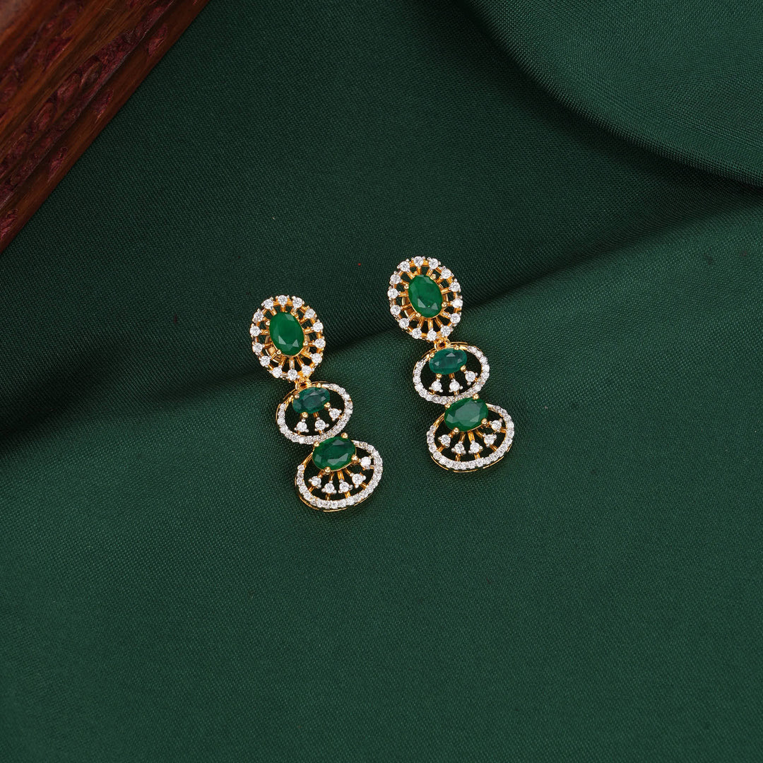 Beautiful Avikam Short Necklace Set