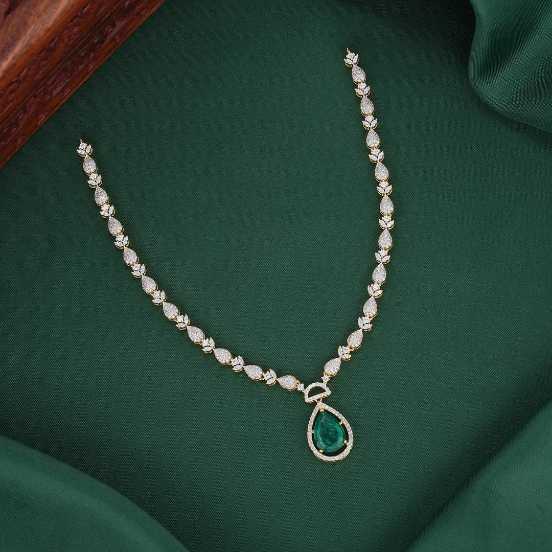 Luxury Diamond Design Short Necklace