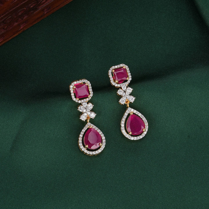 Glowing Avikam Necklace Set