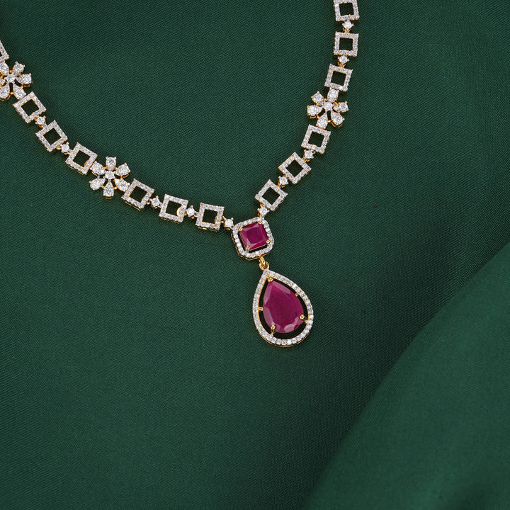 Glowing Avikam Necklace Set