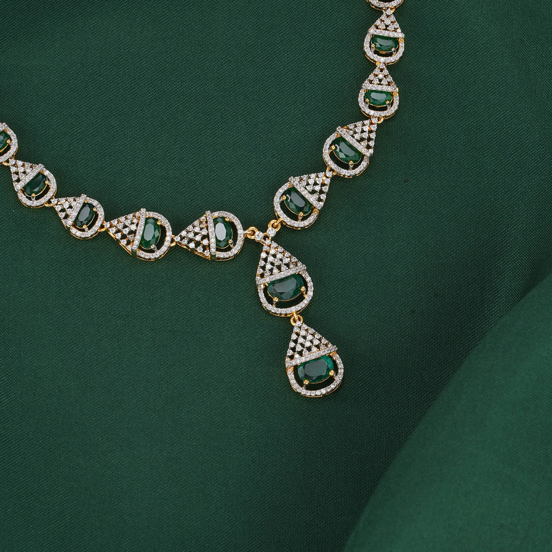 Trendy & Glow Avikam Necklace Set
