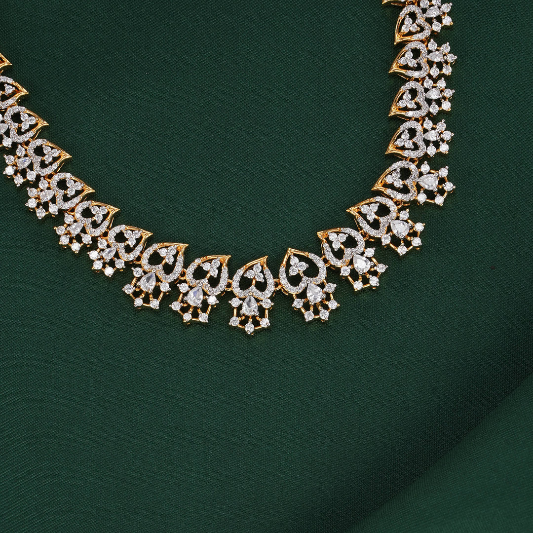 Grand Luxe Avikam Necklace Set