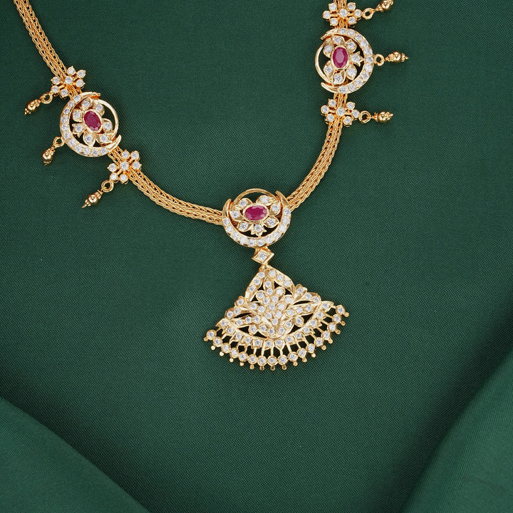 Zyvikaa Attigai Necklace