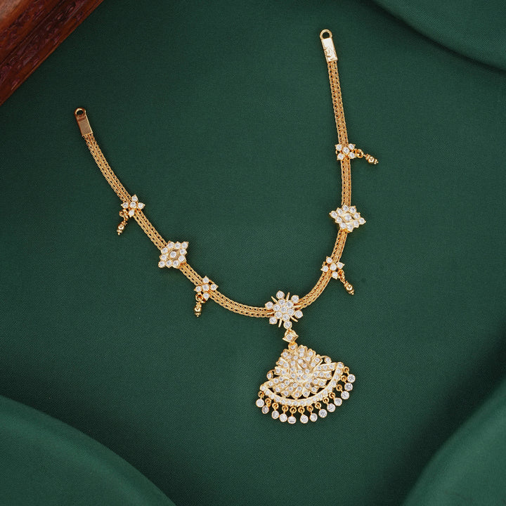 Vinisha Attigai Necklace