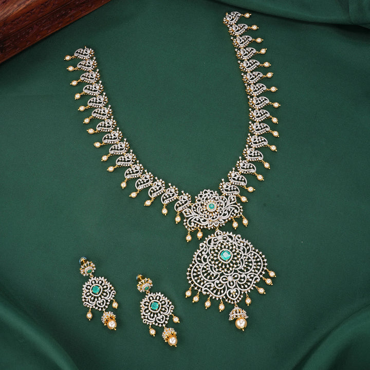 Shinning Avikam Long Necklace Set