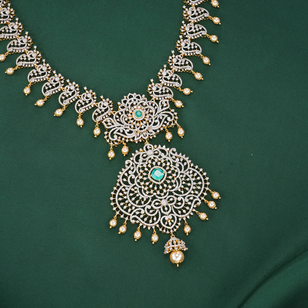 Shinning Avikam Long Necklace Set