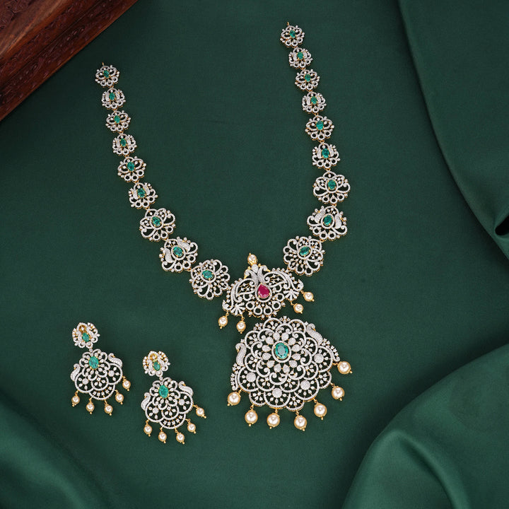 Vithusha Avikam Long Necklace Set